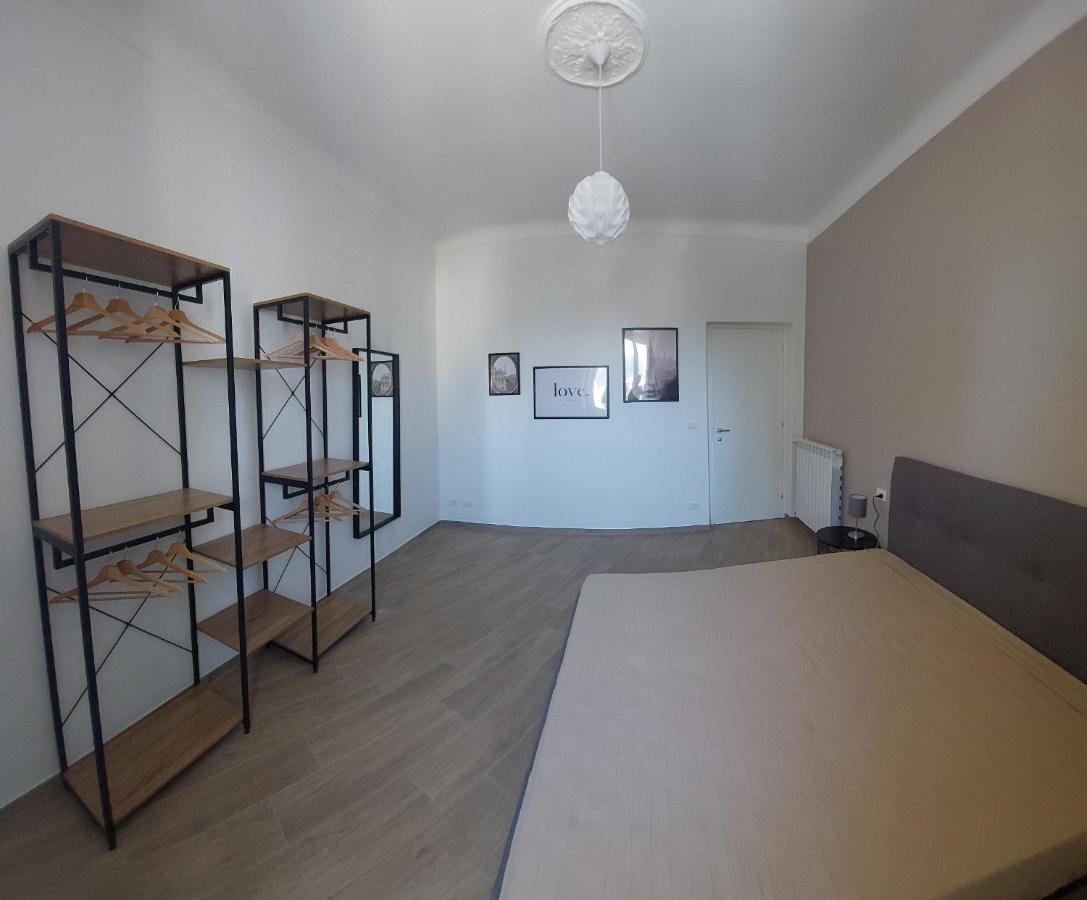 ג'נובה Fiumara Mall Apartment מראה חיצוני תמונה