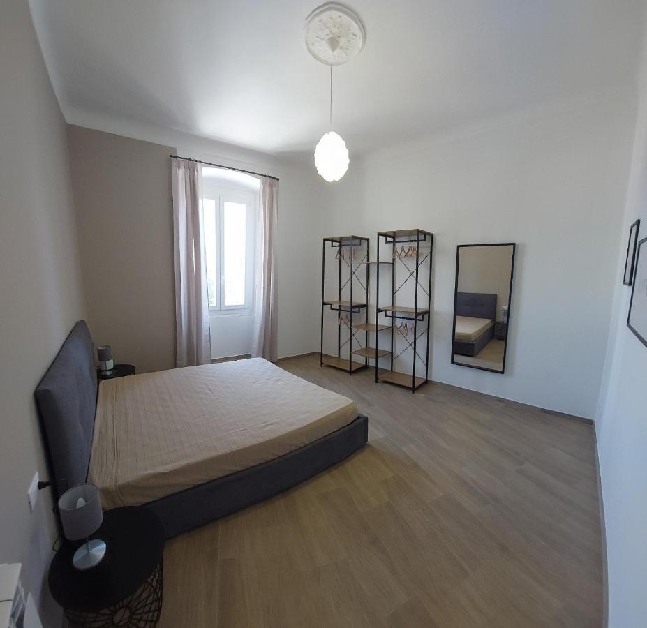 ג'נובה Fiumara Mall Apartment מראה חיצוני תמונה